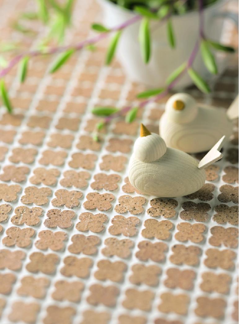 Flower tile